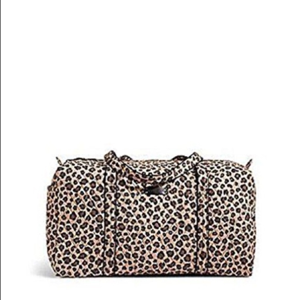 ISO Vera Bradley Large Duffle Leopard (nfs)